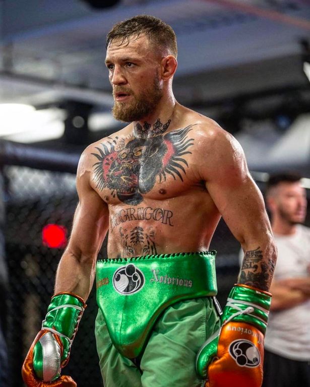 Conor-McGregor-in-training-for-the-Floyd-Mayweather-fight-on-the-26th-of-August.jpg